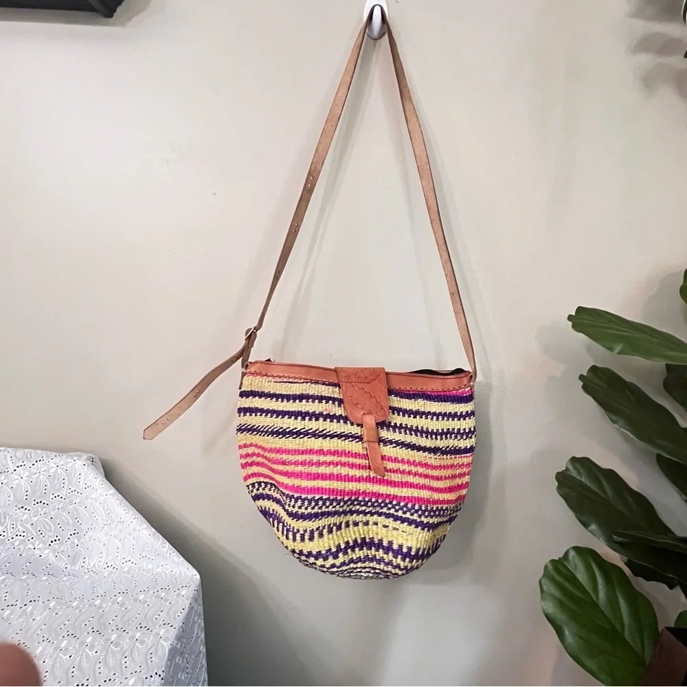 Africa sisal bag, woven shoulder bag like new - Picture 4 of 6